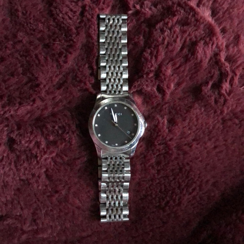 Gucci timeless watch